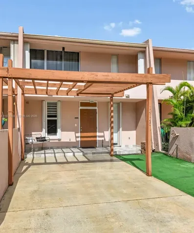 14145 Kendale Lakes Circle Miami FL 33183