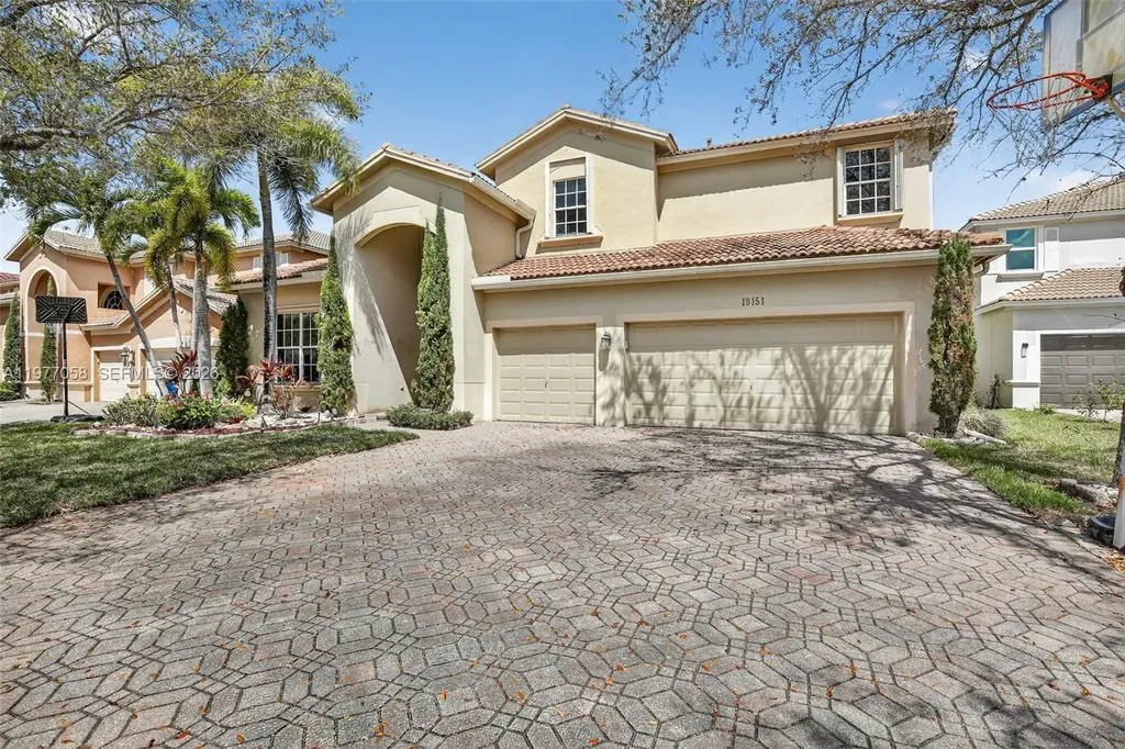 19151 N Hibiscus Street Weston FL 33332