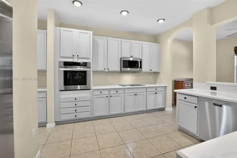 19151 N Hibiscus Street Weston FL 33332