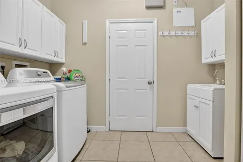 19151 N Hibiscus Street Weston FL 33332