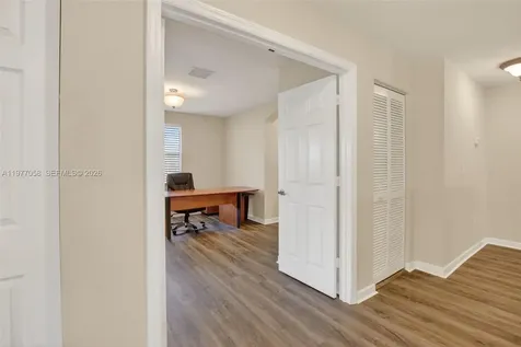 19151 N Hibiscus Street Weston FL 33332