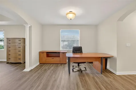 19151 N Hibiscus Street Weston FL 33332