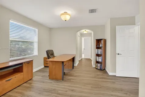 19151 N Hibiscus Street Weston FL 33332