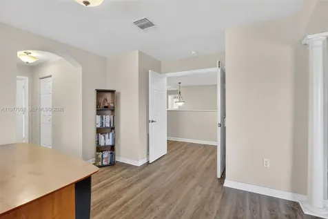 19151 N Hibiscus Street Weston FL 33332
