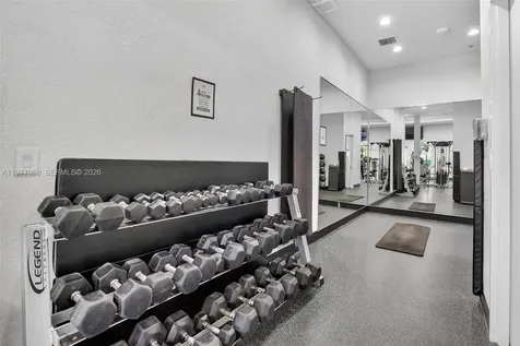 19151 N Hibiscus Street Weston FL 33332