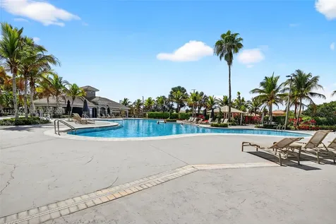 19151 N Hibiscus Street Weston FL 33332
