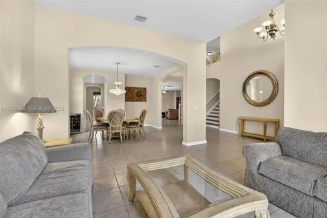 19151 N Hibiscus Street Weston FL 33332