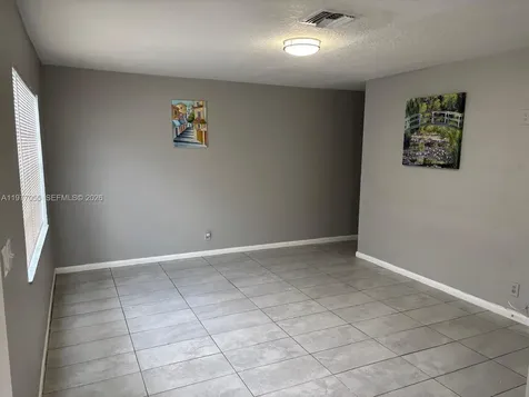 931 SW 80th Avenue North Lauderdale FL 33068