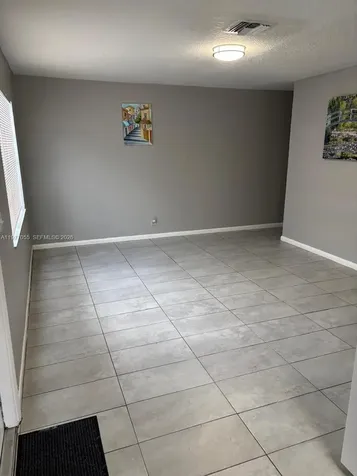 931 SW 80th Avenue North Lauderdale FL 33068