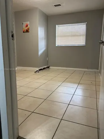 931 SW 80th Avenue North Lauderdale FL 33068