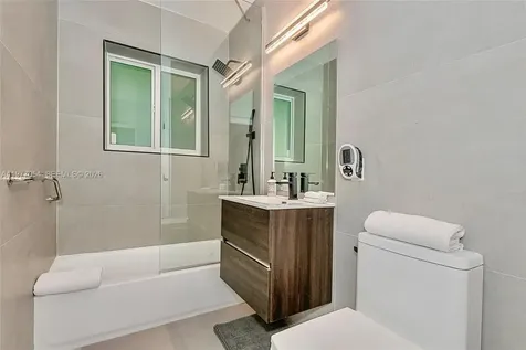 10450 NE 5th Avenue Miami Shores FL 33138