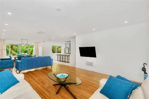 10450 NE 5th Avenue Miami Shores FL 33138