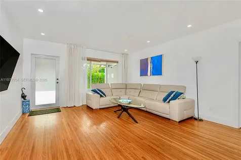 10450 NE 5th Avenue Miami Shores FL 33138