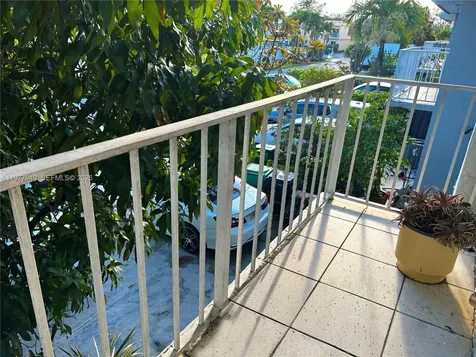 11219 SW 33rd Circle Place Miami FL 33165