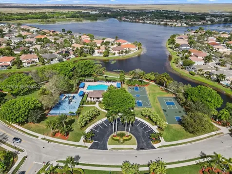 1150 Fairfield Meadows Drive Weston FL 33327
