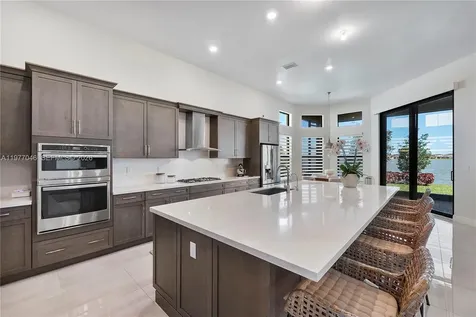 8950 W Parkland Bay Trail Parkland FL 33076