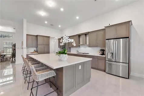 8950 W Parkland Bay Trail Parkland FL 33076