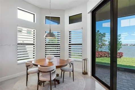 8950 W Parkland Bay Trail Parkland FL 33076