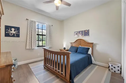 8950 W Parkland Bay Trail Parkland FL 33076