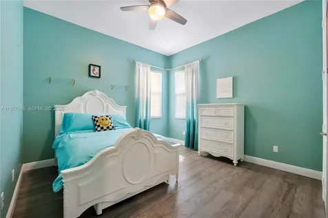 8950 W Parkland Bay Trail Parkland FL 33076