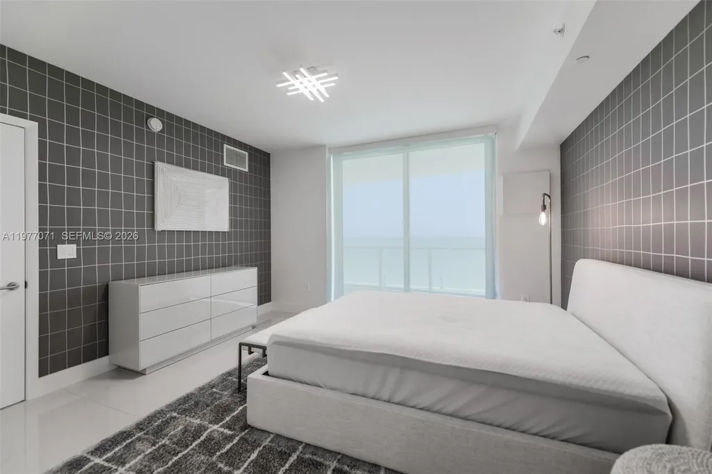 3951 S Ocean Drive Hollywood FL 33019