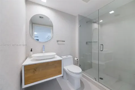 3951 S Ocean Drive Hollywood FL 33019