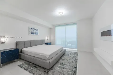 3951 S Ocean Drive Hollywood FL 33019
