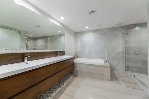 3951 S Ocean Drive Hollywood FL 33019