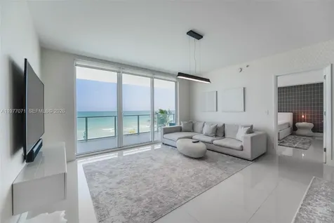 3951 S Ocean Drive Hollywood FL 33019