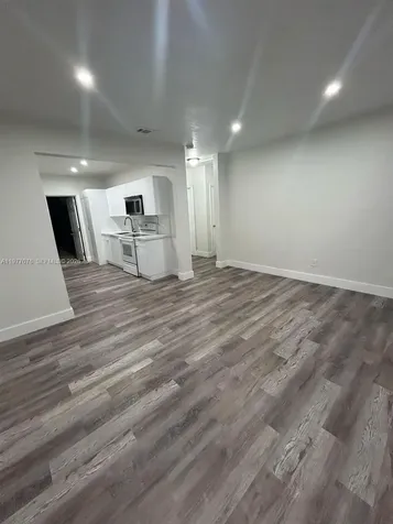2929 NW 47th Street Miami FL 33142