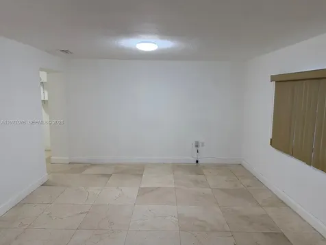 1585 W 53rd Street Hialeah FL 33012