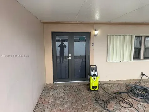 1585 W 53rd Street Hialeah FL 33012