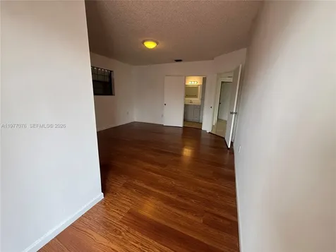 1585 W 53rd Street Hialeah FL 33012