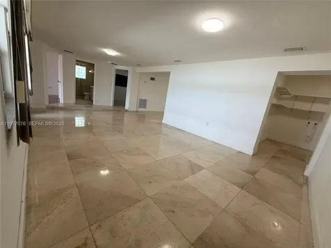 1585 W 53rd Street Hialeah FL 33012