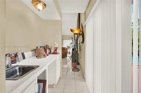 10528 SW 118th Place Miami FL 33186