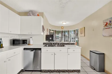 10528 SW 118th Place Miami FL 33186