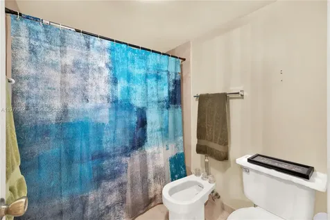 10528 SW 118th Place Miami FL 33186