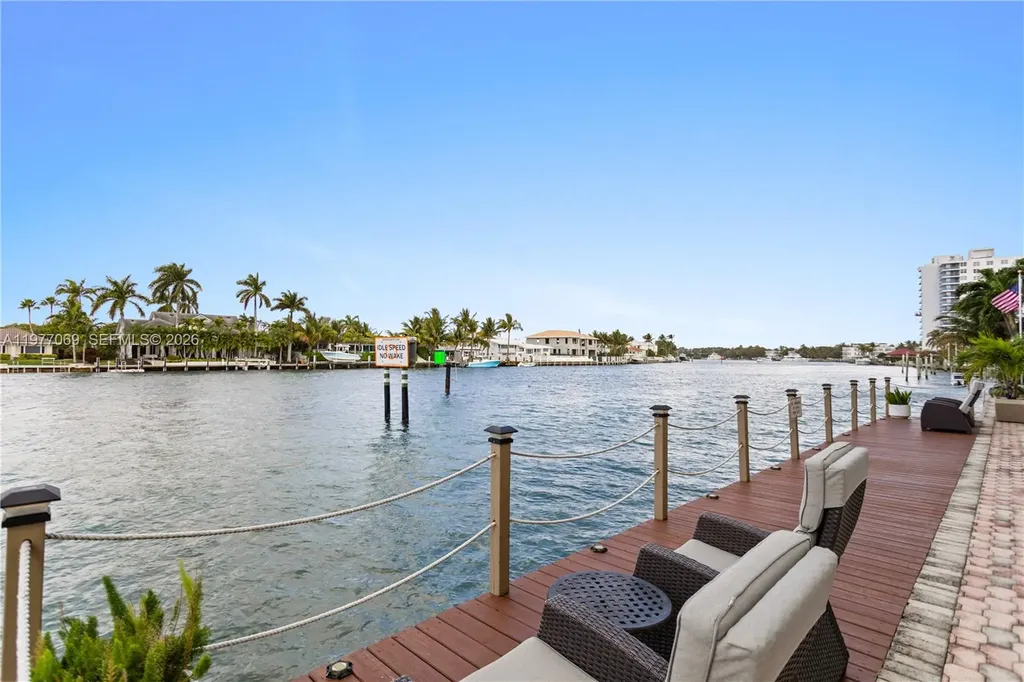 2611 N Riverside Drive Pompano Beach FL 33062