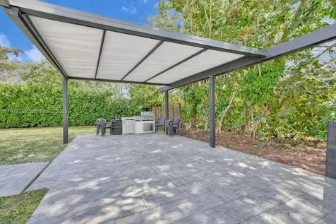 7700 SW 139th Terrace Palmetto Bay FL 33158