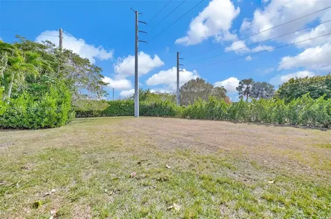 7700 SW 139th Terrace Palmetto Bay FL 33158