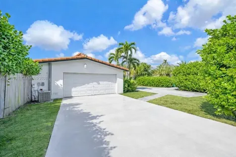 7700 SW 139th Terrace Palmetto Bay FL 33158