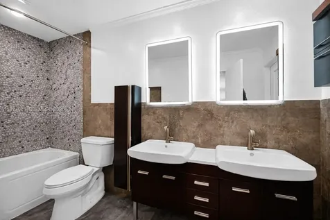 7700 SW 139th Terrace Palmetto Bay FL 33158