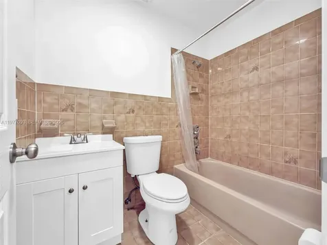 15401 SW 212th Street Miami FL 33187