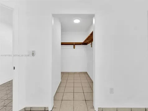 15401 SW 212th Street Miami FL 33187