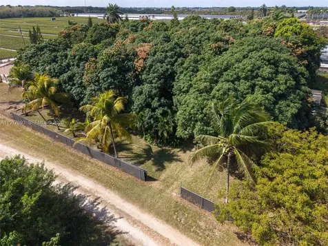 15401 SW 212th Street Miami FL 33187