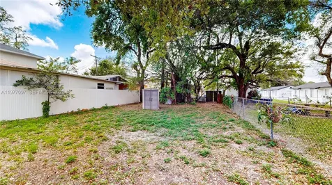 2760 NW 58th Street Miami FL 33142