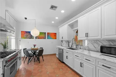 1028 NE 84th Street Miami FL 33138