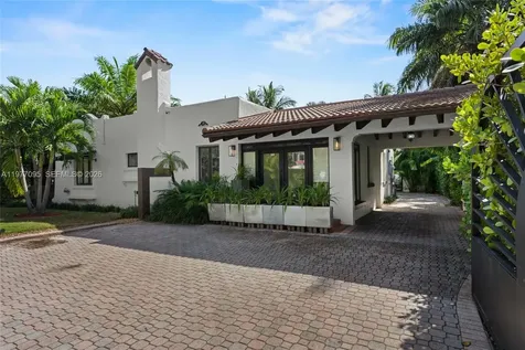 1028 NE 84th Street Miami FL 33138