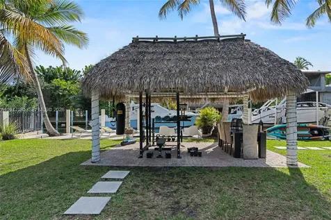 1028 NE 84th Street Miami FL 33138