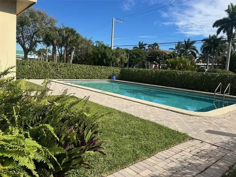 2309 S Federal Highway Boynton Beach FL 33435